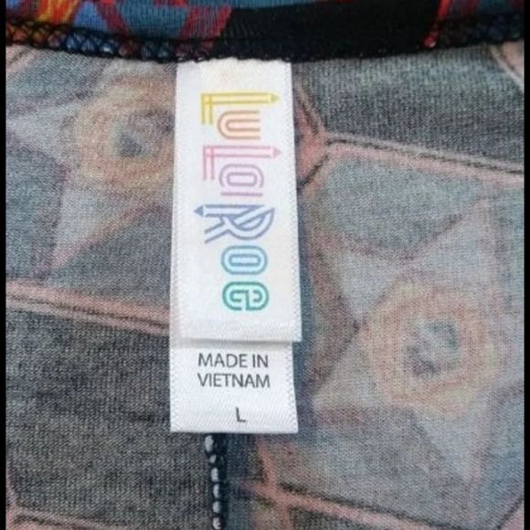 NWT Lularoe L Perfect T! Stars hexagon - Picture 4 of 5